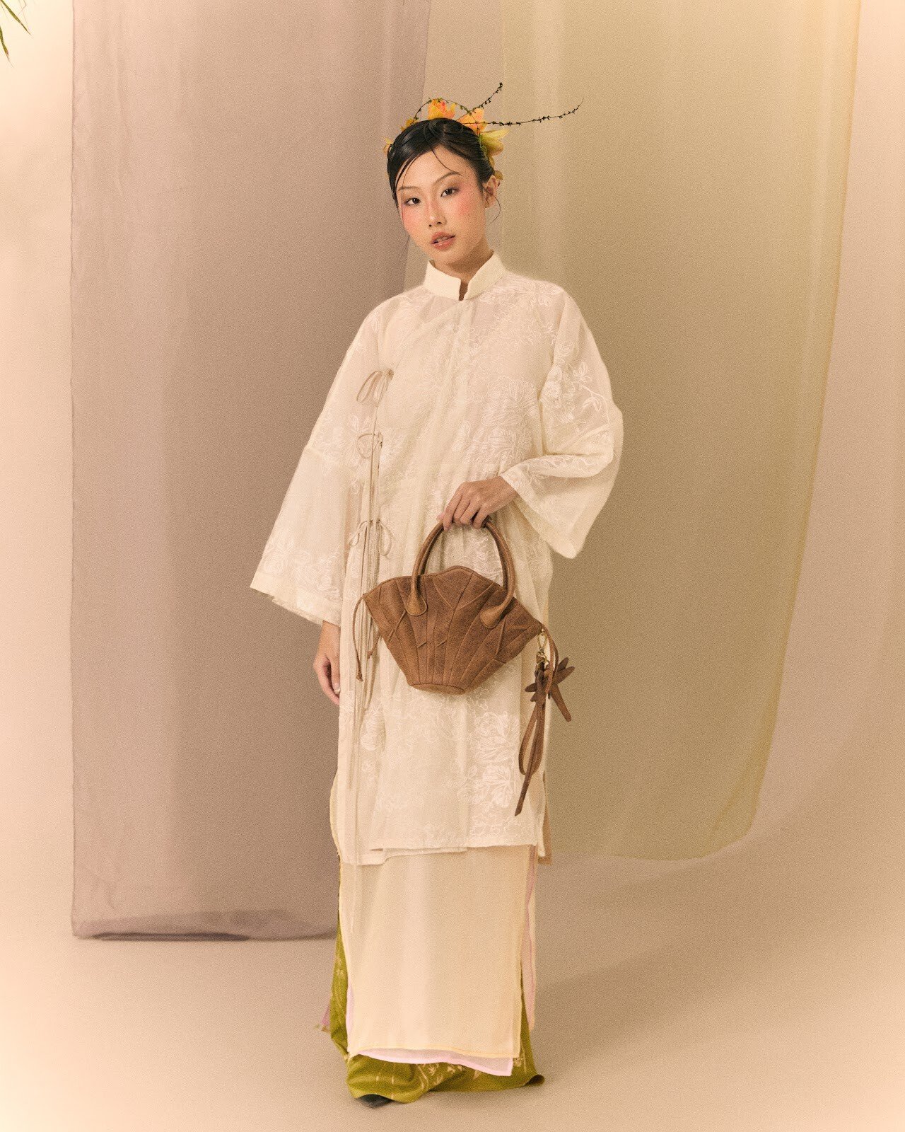 Dried Lotus Leaves Leather Bag