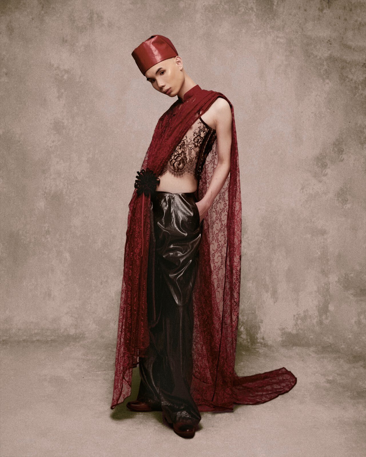 Xóm Đạo Lace Cape