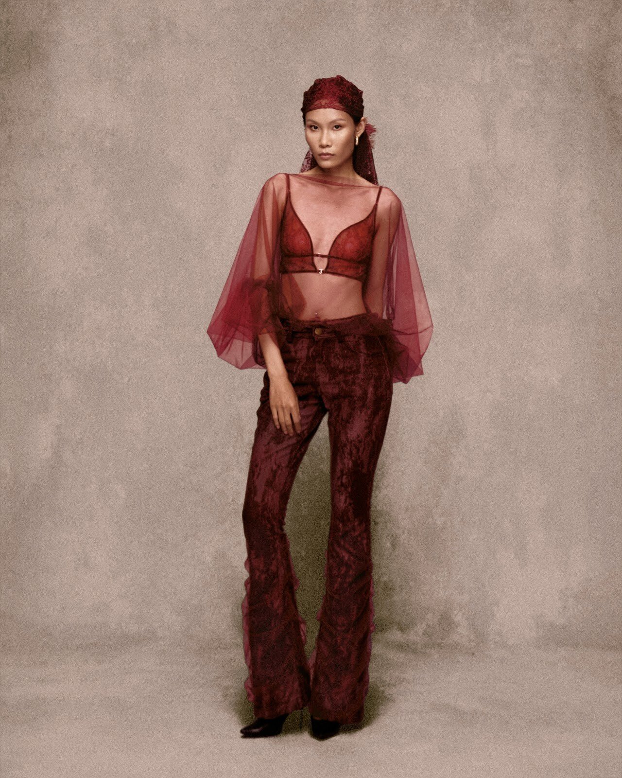 Thống Nhứt Tulle Blouse