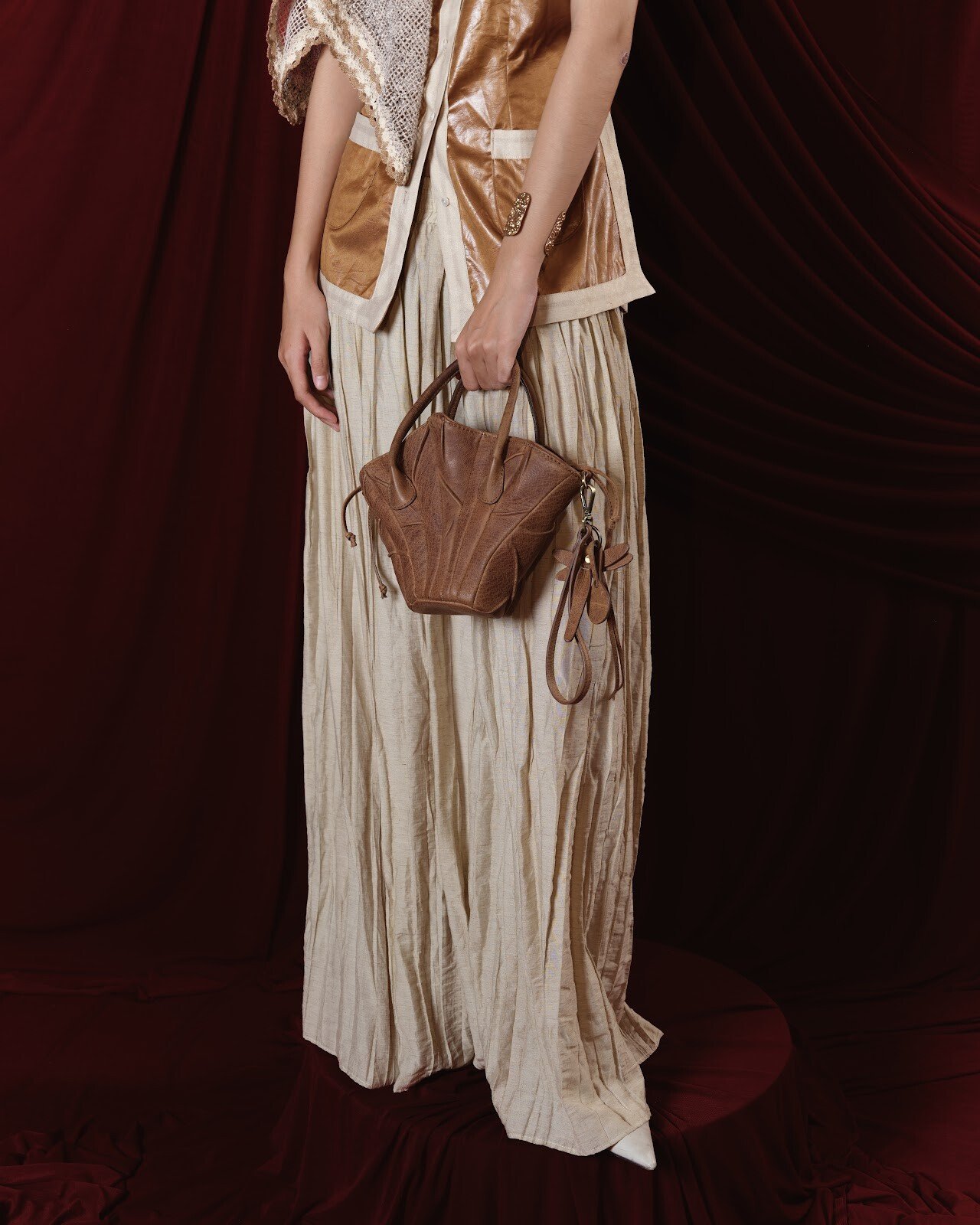 Lộng Gió Linen Gather Skirt
